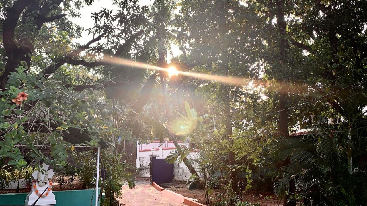 Stan-Inn, North Goa, Vagator, With Strong Wifi,Free Private Parking & Kitchen, Can Cook Where You Stay Luaran gambar